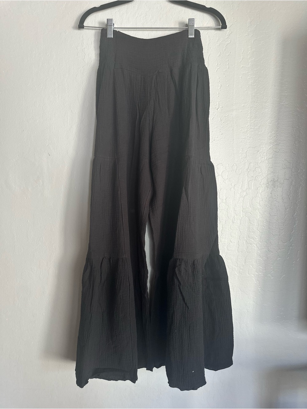 Black Tiered Wide-Leg Pants